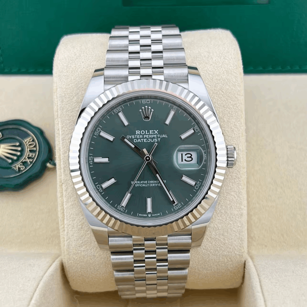 Продать часы Rolex Datejust